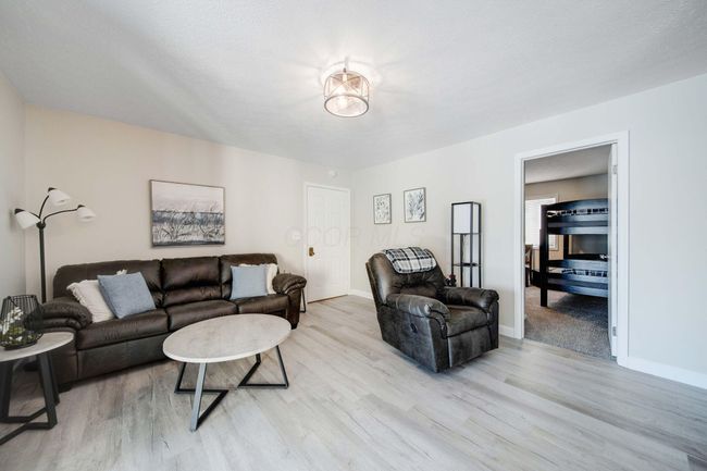 2-1L - 129 Chase Ave, Condo with 2 bedrooms, 2 bathrooms and null parking in Russells Point OH | Image 7