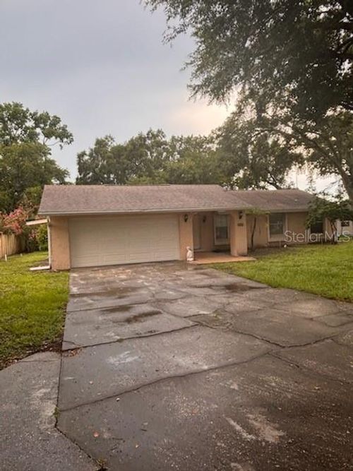 2322 Meadow Ct, Kissimmee, FL, 34744-2809 | Card Image