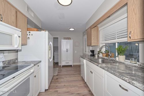 13441 N 109th Ave, Sun City, AZ, 85351-2507 | Card Image