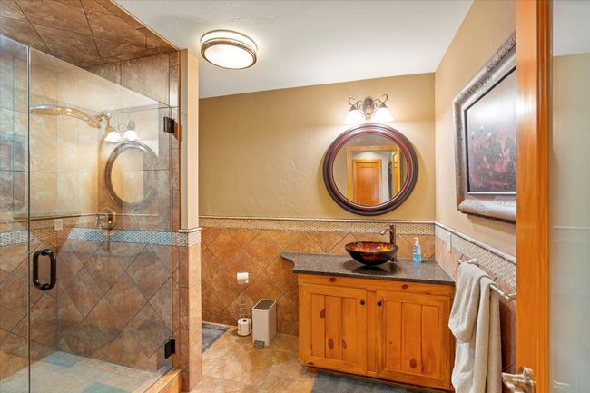 Lower level bathroom. | Image 73