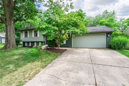 450 Evergreen Dr, Springboro, OH, 45066-9753 | Card Image