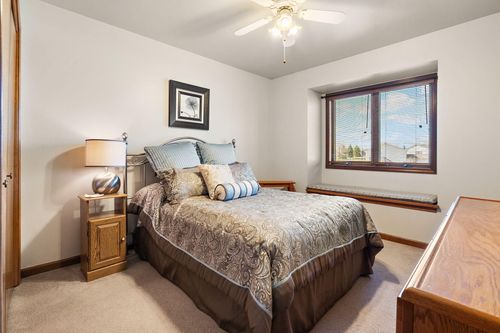 3115 Devonshire Circle, Crown Point, IN, 46307 | Card Image