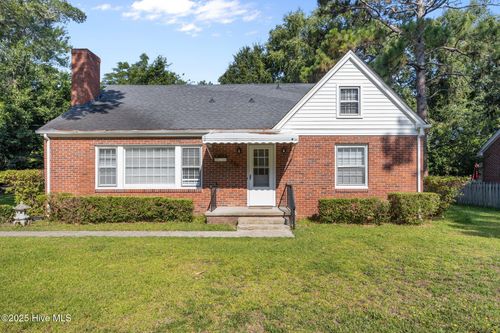 204 S Warren St, Greenville, NC, 27858-2721 | Card Image