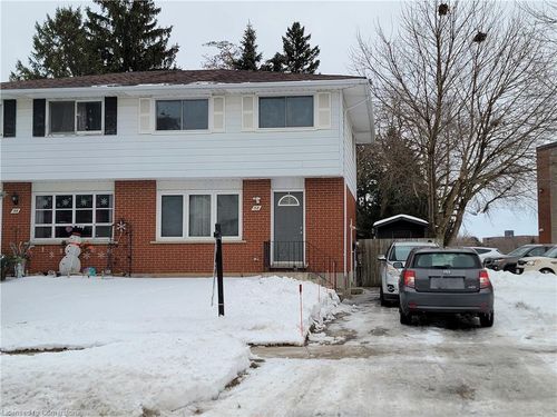 58 Breckenridge Dr, Kitchener, ON, N2B2N9 | Card Image