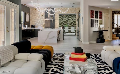 464 Beardsley Cir, Henderson, NV, 89052-2670 | Card Image