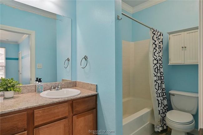 UNIT-407 - 801 Luther St W, Condo with 2 bedrooms, 2 bathrooms and null parking in College Station TX | Image 10