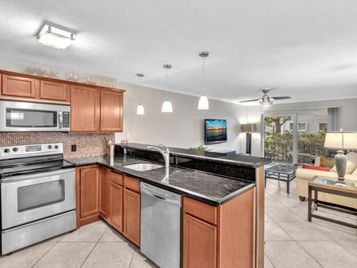 apt-110b-3002 Ne 5th Ter, Wilton Manors, FL, 33334-2070 | Card Image