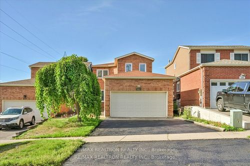 203 Glen Hill Dr, Whitby, ON, L1N7J5 | Card Image