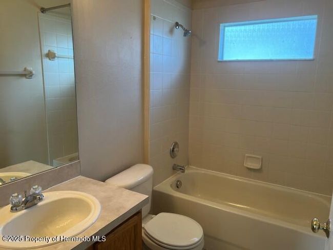 4182 Maplehurst Way, House other with 4 bedrooms, 3 bathrooms and null parking in Spring Hill FL | Image 17