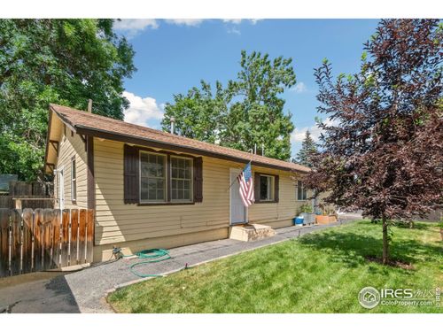 2833 N Overland Trl, Laporte, CO, 80535-9450 | Card Image