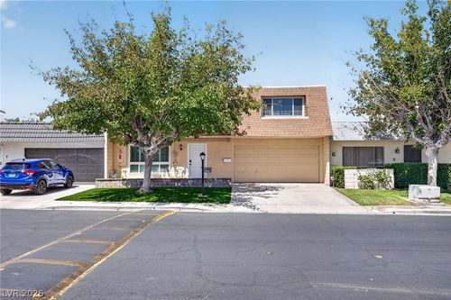 3831 Atlantis St, Las Vegas, NV, 89121-4401 | Card Image