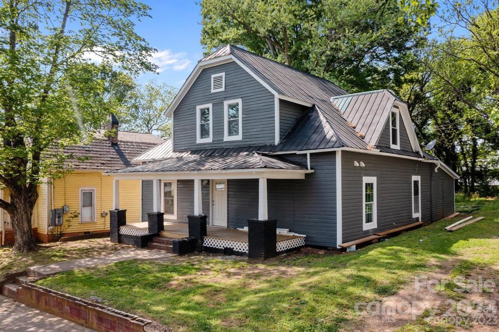 Armfield St, Statesville, NC 28677