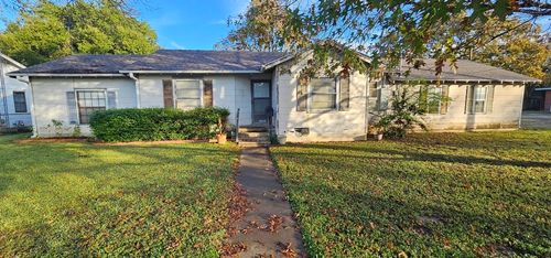 1061 E Walnut St, Hillsboro, TX, 76645-2635 | Card Image