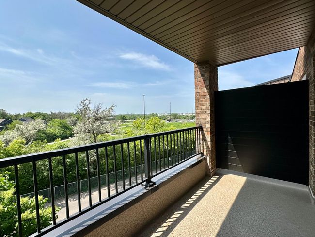 APT-306 - 2240 Midland Grove Rd, Condo with 2 bedrooms, 2 bathrooms and null parking in Roseville MN | Image 34