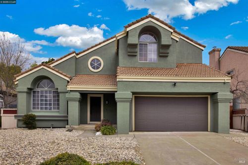 1042 Armsby Way, Suisun City, CA, 94585-3700 | Card Image