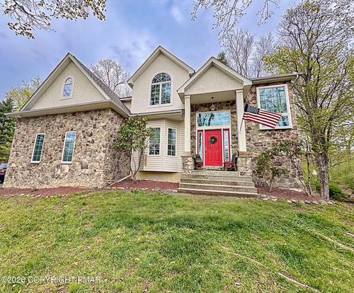 291 Fringe Dr, East Stroudsburg, PA, 18302-6675 | Card Image