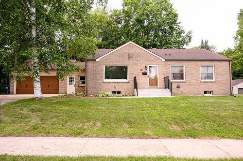 335 S High Street, Port Washington, WI, 53074 | Card Image