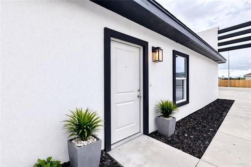 2-196 Farrell Rd, Weslaco, TX, 78596-2500 | Card Image