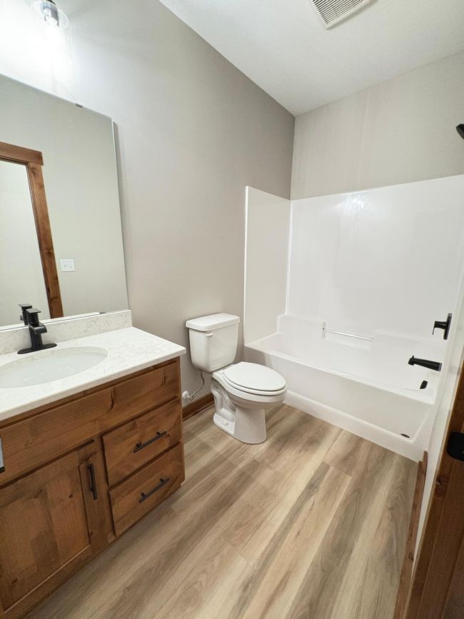 Basement Bathroom | Image 36