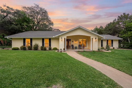 9907 Forest View Drive, Woodway, TX, 76712 | Card Image