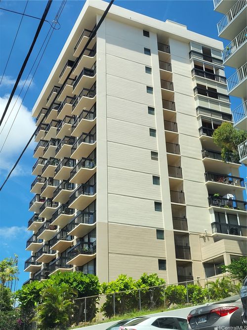 303-1560 Thurston Ave, Honolulu, HI, 96822-3717 | Card Image