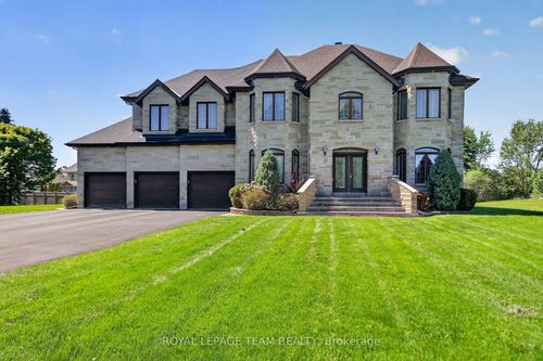 5472 Wicklow Dr, Manotick, ON, K4M1C4 | Card Image