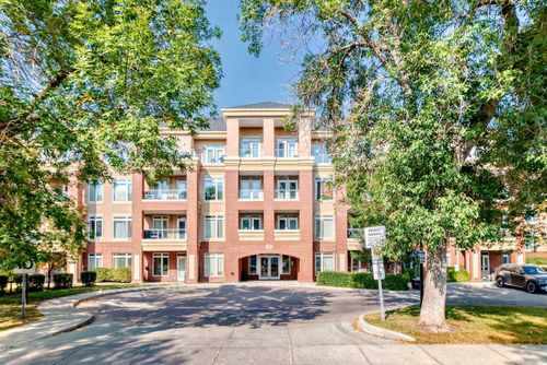 214-2 Hemlock Crescent Sw, Calgary, AB, T3C2Z1 | Card Image