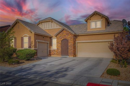 8224 Pink Desert St, North Las Vegas, NV, 89085-4453 | Card Image