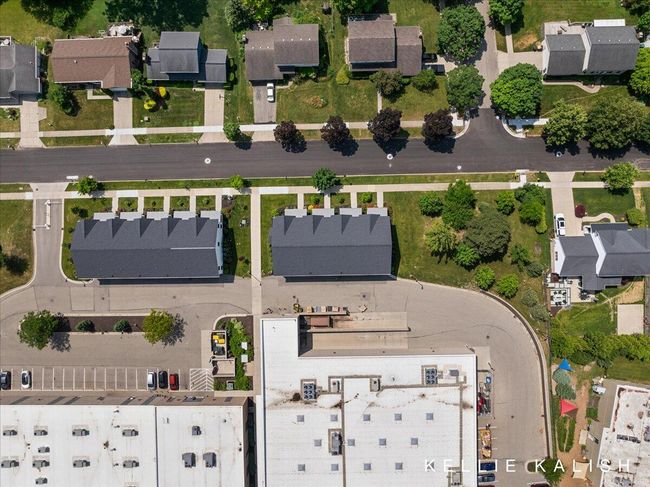 Aerial Shot - gated entrance on left, parking in back faces shared drive with Fresh Thyme Market | Image 41