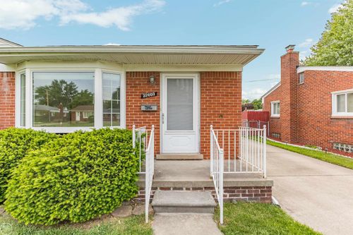 22603 Hill Street, Warren, MI, 48091 | Card Image
