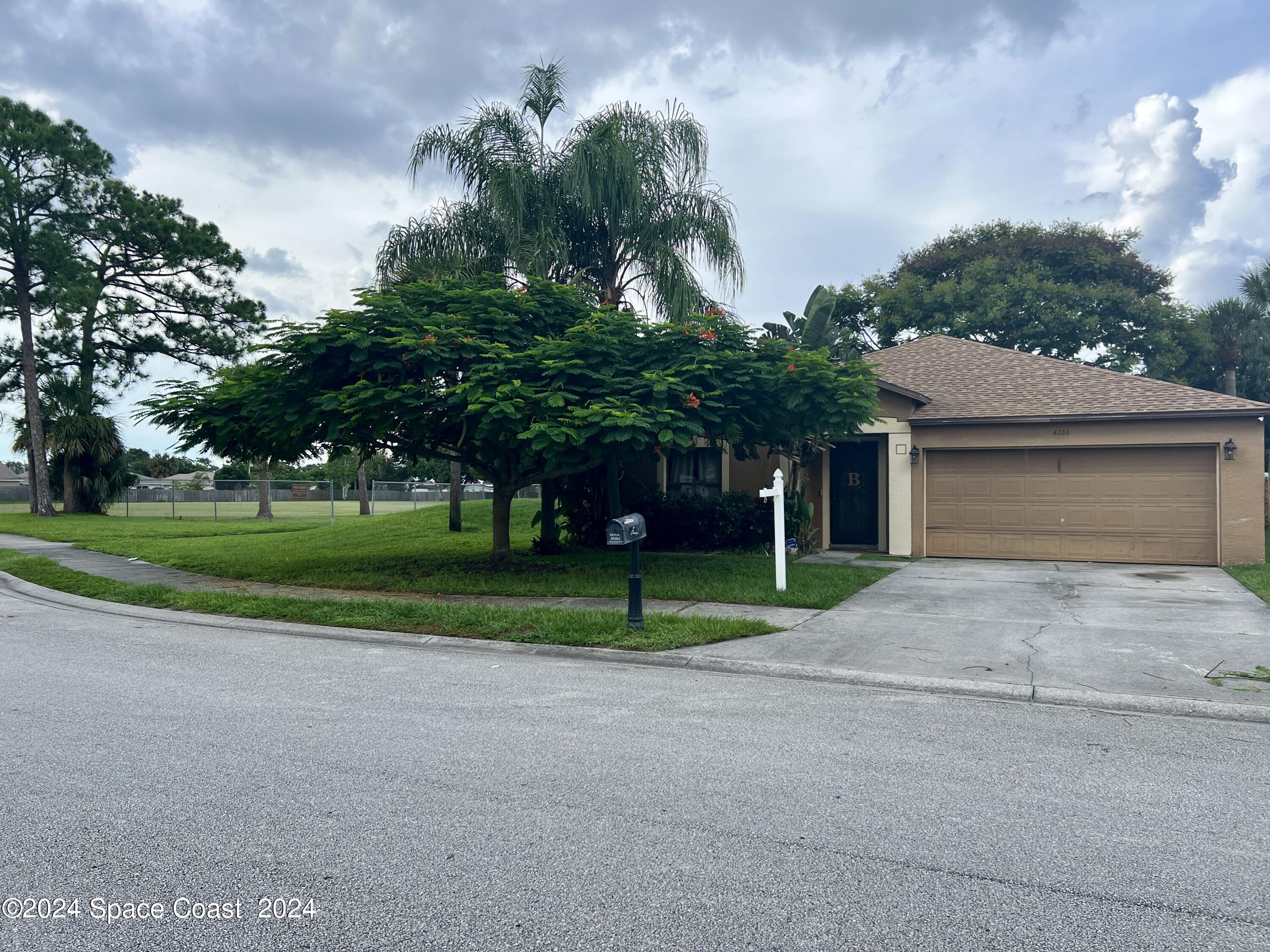 Mount Carmel Ln, Melbourne, FL 32901