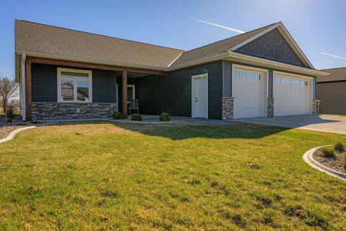 166 Eau Claire Avenue Se, Hutchinson, MN, 55350 | Card Image