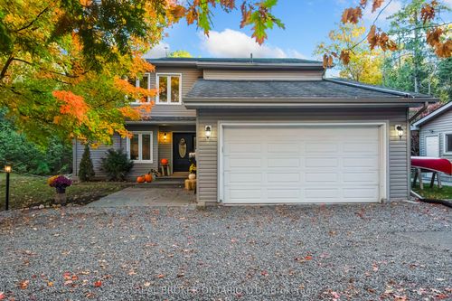 967 Upper Dwyer Hill Rd, Ottawa, ON, K0A1L0 | Card Image