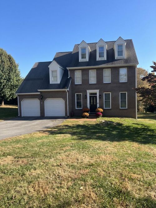 200 Par Pl, Abingdon, VA, 24211 | Card Image