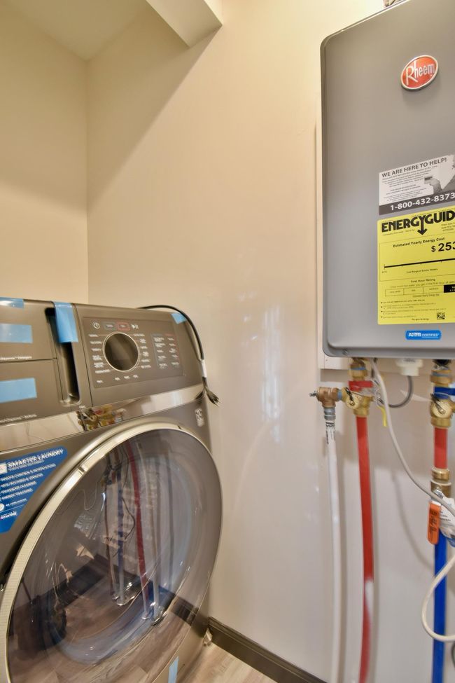 Laundry and Tankless Water Heater | Image 27