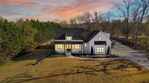 5241 Moon Rd, Powder Springs, GA, 30127-3715 | Card Image