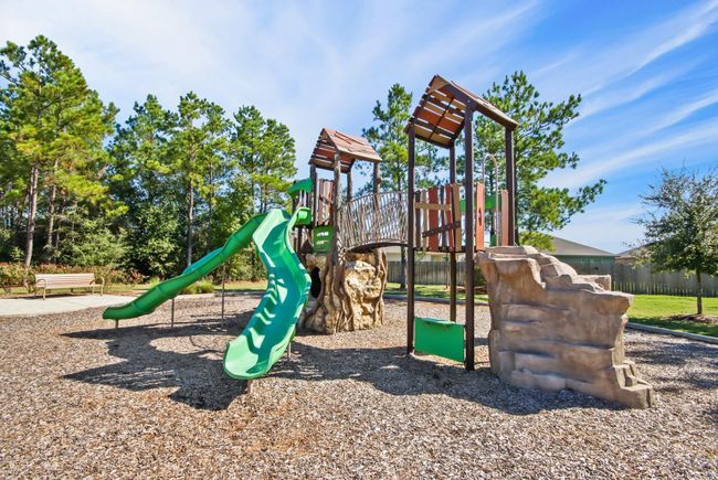 20005 Fibonacci St, House other with 3 bedrooms, 2 bathrooms and 2 parking in New Caney TX | Image 7