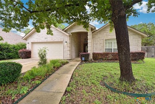 2725 Diamond Trl, New Braunfels, TX, 78132-4781 | Card Image