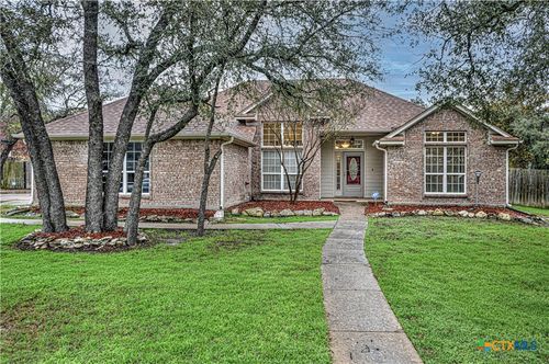 4 Sobrante Rd, Belton, TX, 76513-6566 | Card Image