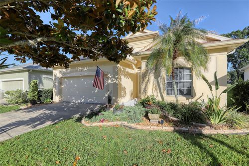 565 Greenleaf Ln, Titusville, FL, 32780-8706 | Card Image