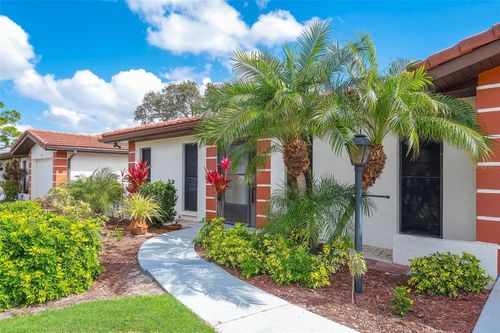 8-6004 Vivienda Drive, BRADENTON, FL, 34207 | Card Image
