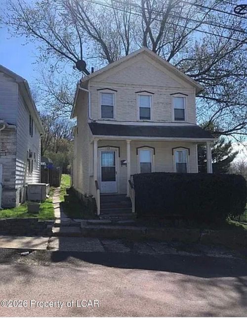 13 Hill St, ASHLEY, PA, 18706-2811 | Card Image