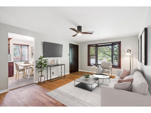 2692 S Pennsylvania St, Denver, CO, 80210-5724 | Card Image