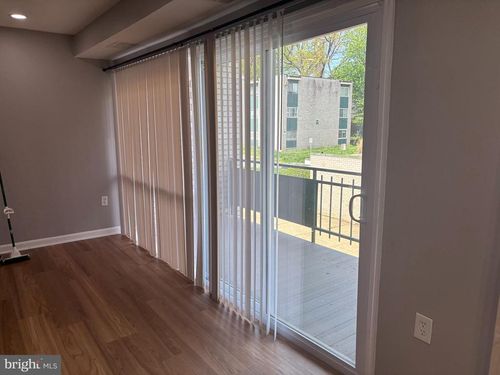 apt-201-9276 Adelphi Rd, HYATTSVILLE, MD, 20783-2029 | Card Image