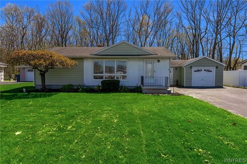 7375 Saint Joseph Rd, Niagara Falls, NY, 14304-1336 | Card Image