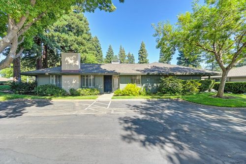 2502 American River Dr, Sacramento, CA, 95864-7115 | Card Image