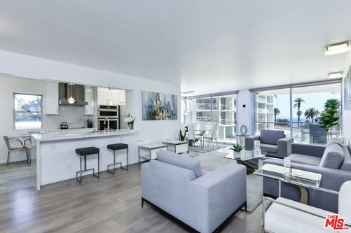 404p-201 Ocean Avenue Ext, Santa Monica, CA, 90402 | Card Image