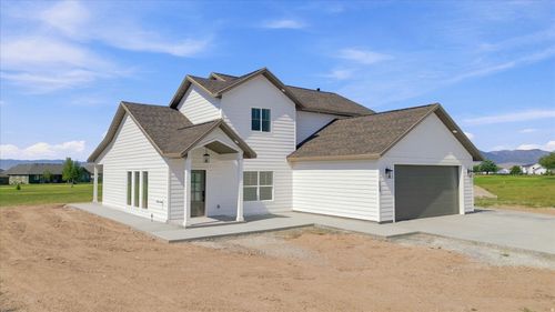 528-558 Eagle Dr, Preston, ID, 83263-5391 | Card Image