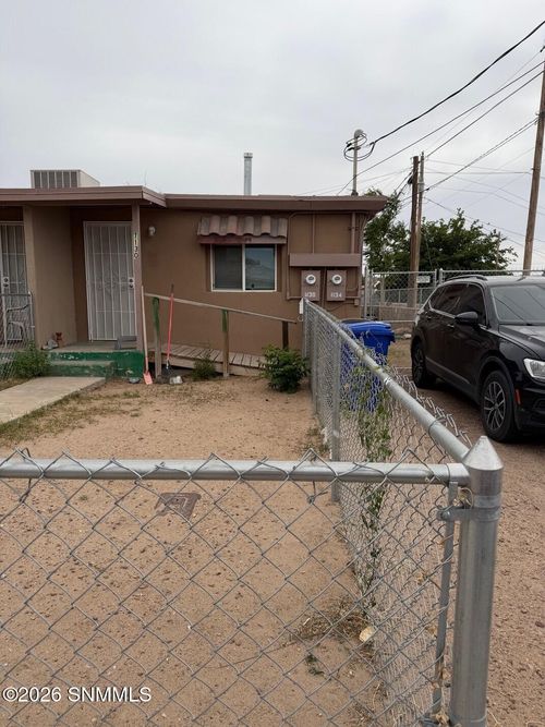 1130 Colorado Ave, Las Cruces, NM, 88001-3261 | Card Image