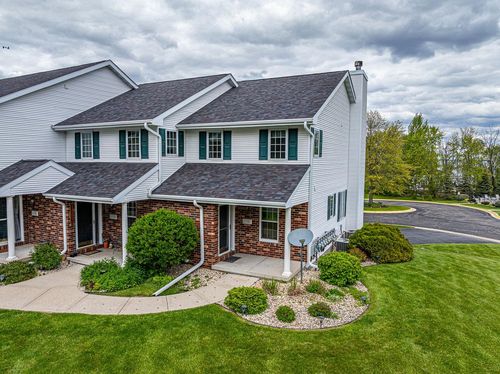 10721 N Bay Shore Lane, Milton, WI, 53563 | Card Image